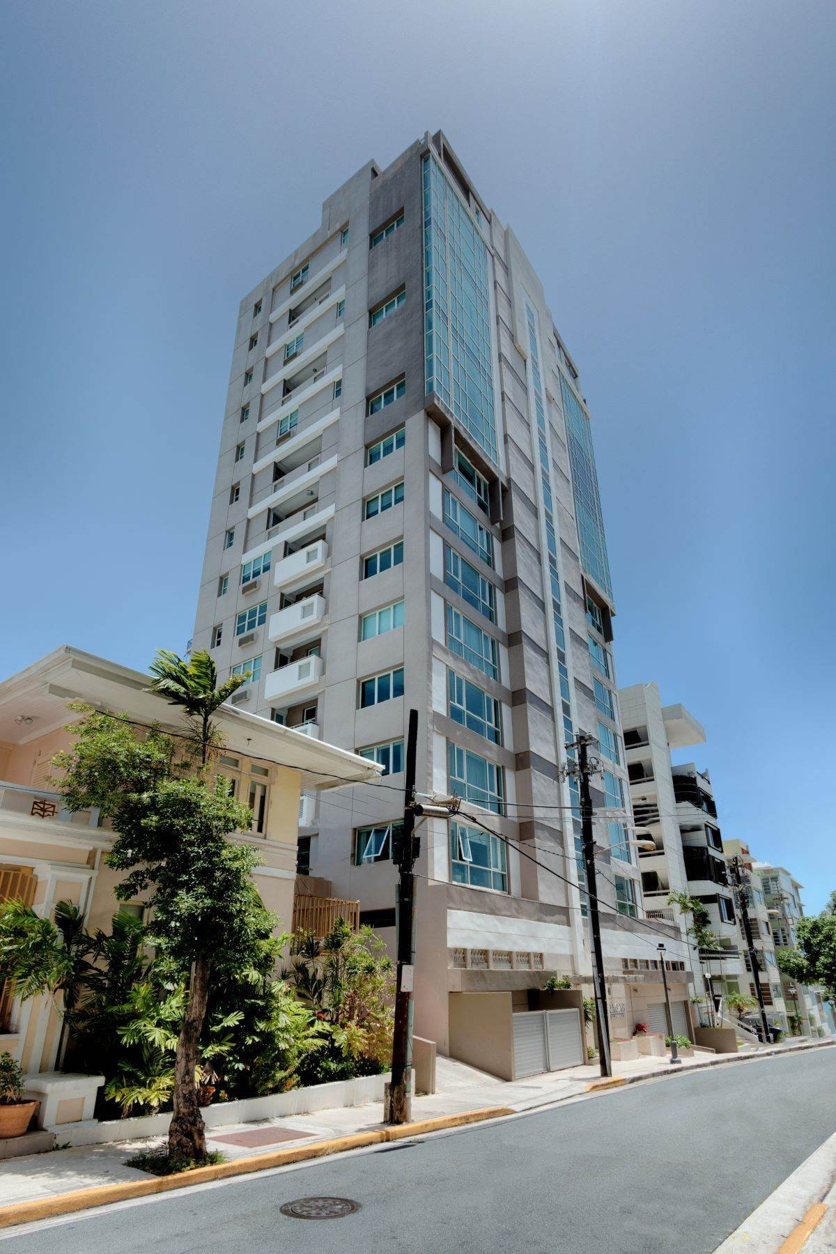 2. Condominiums for Sale at Two-Story PH in Miramar 558 Cuevillas St., PH 1201 San Juan, 00907 Puerto Rico