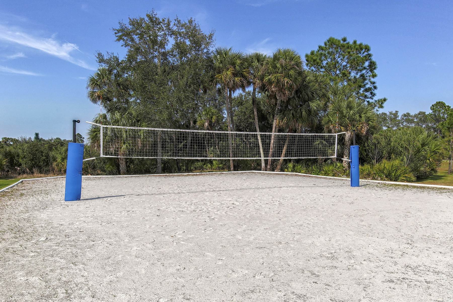 48. Single Family Homes for Sale at GRAND PALM 13017 Steinhatchee Loop Venice, Florida 34293 United States