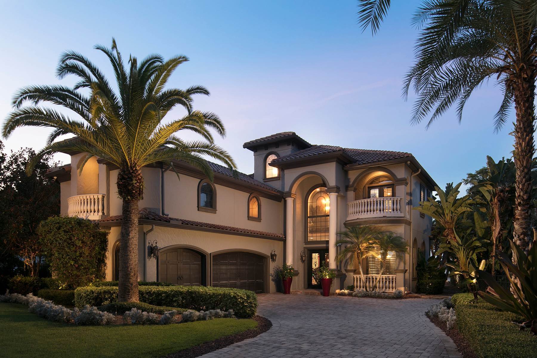 Single Family Homes 为 销售 在 WINDERMERE 801 W 2nd Avenue 温德米尔湖, 佛罗里达州 34786 美国