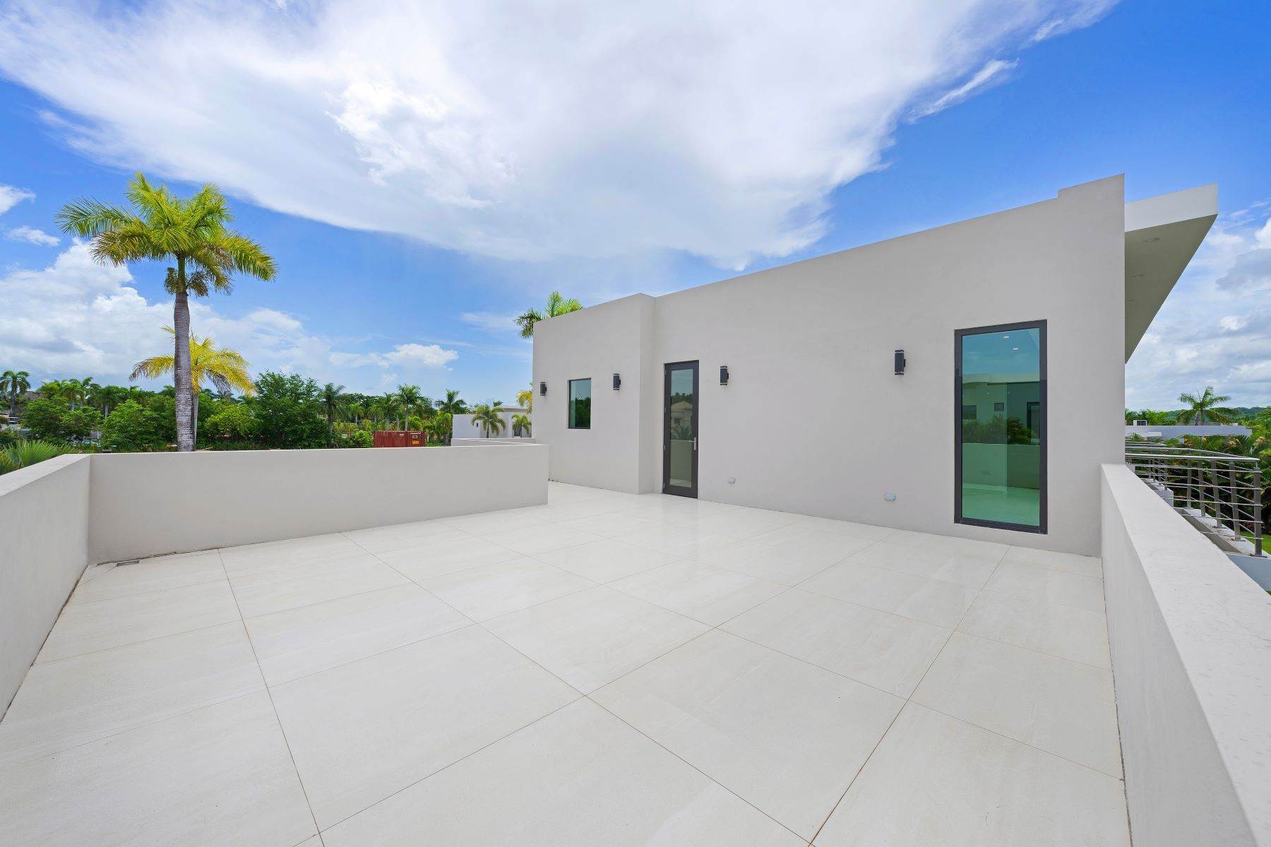 35. Single Family Homes for Sale at Architectural Masterpiece in Dorado Country Estates 46 Dorado Country Estates Dorado, 00646 Puerto Rico