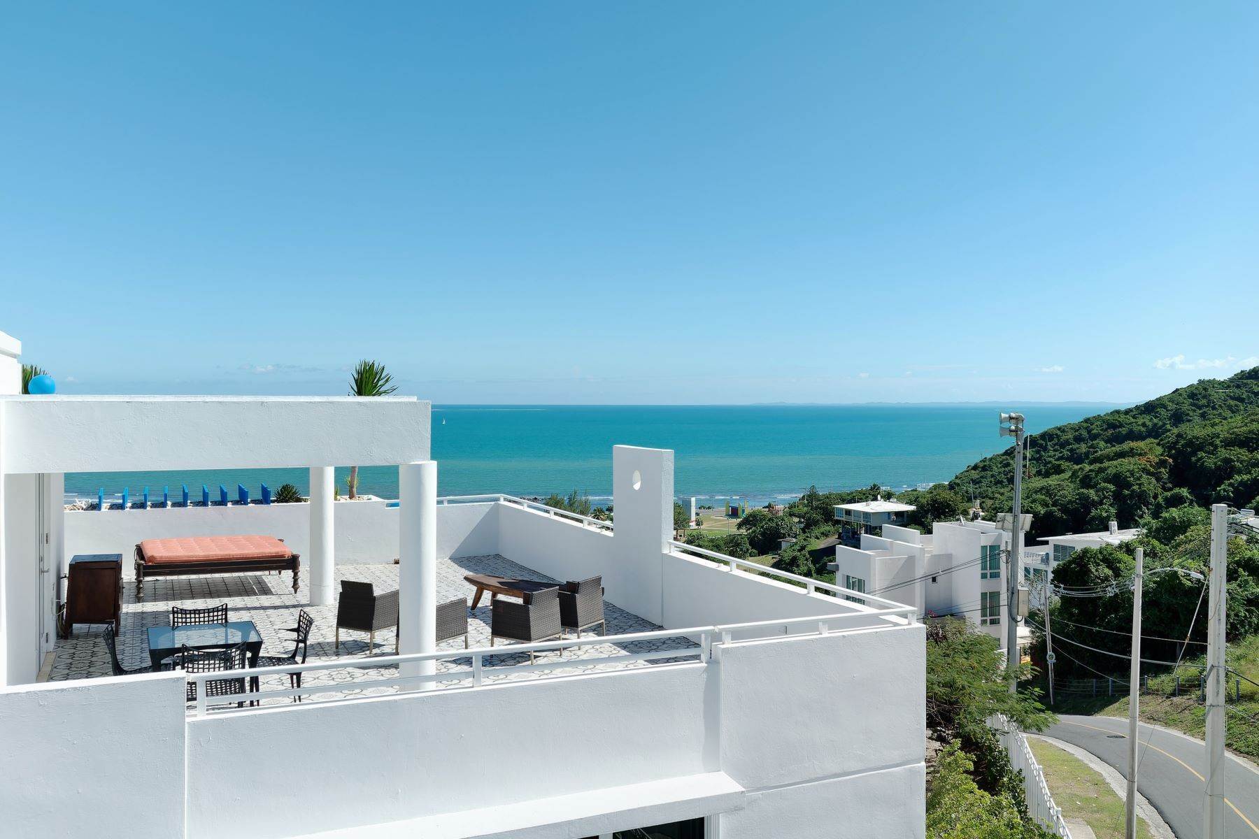 12. Condominiums for Sale at Contemporary PH with Rooftop Terrace CE 402, Ocean Club Seven Seas Fajardo, 00738 Puerto Rico
