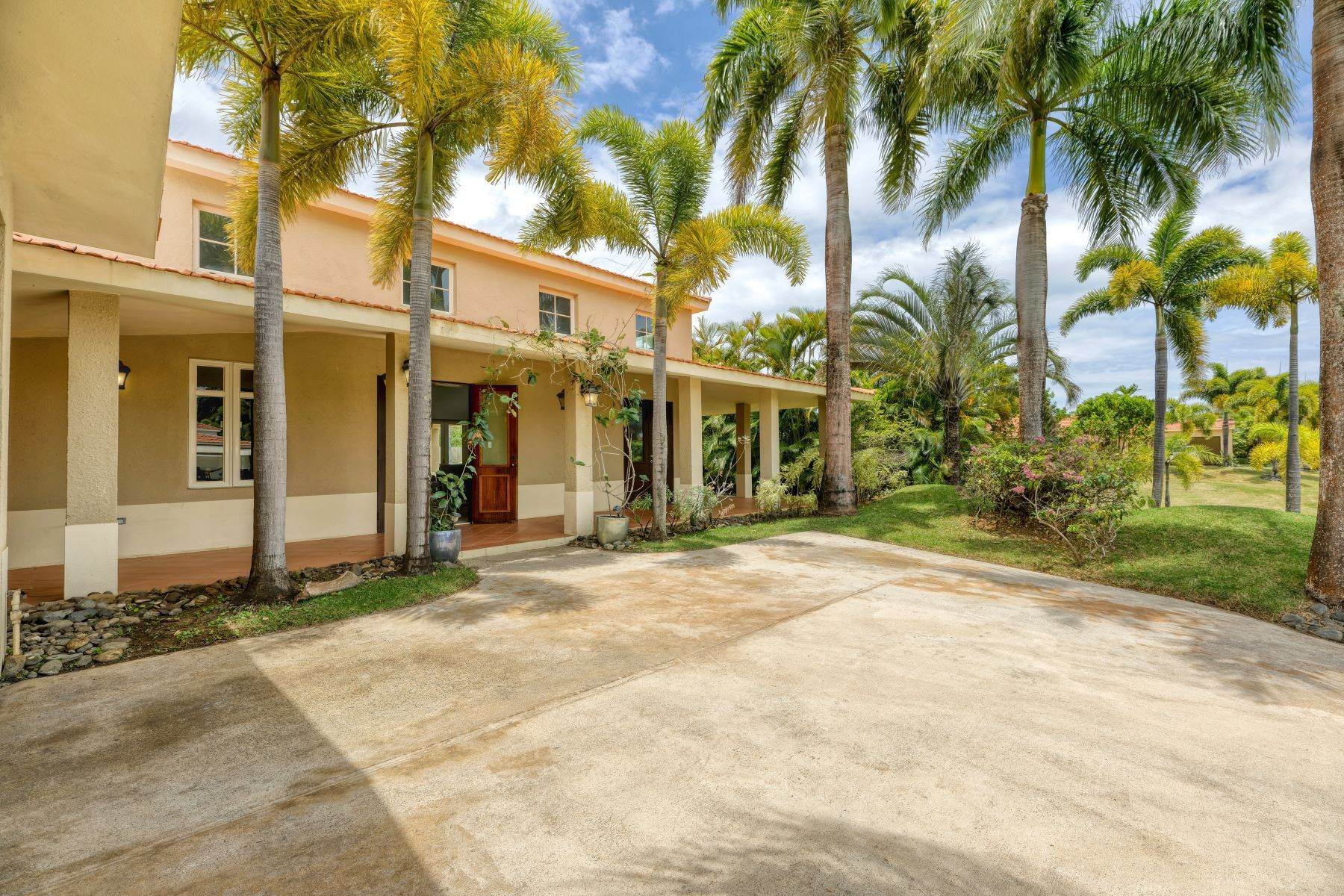 3. Single Family Homes for Sale at Country Living at Sabanera Dorado Beach 321 Guama St. Dorado Beach, 00646 Puerto Rico