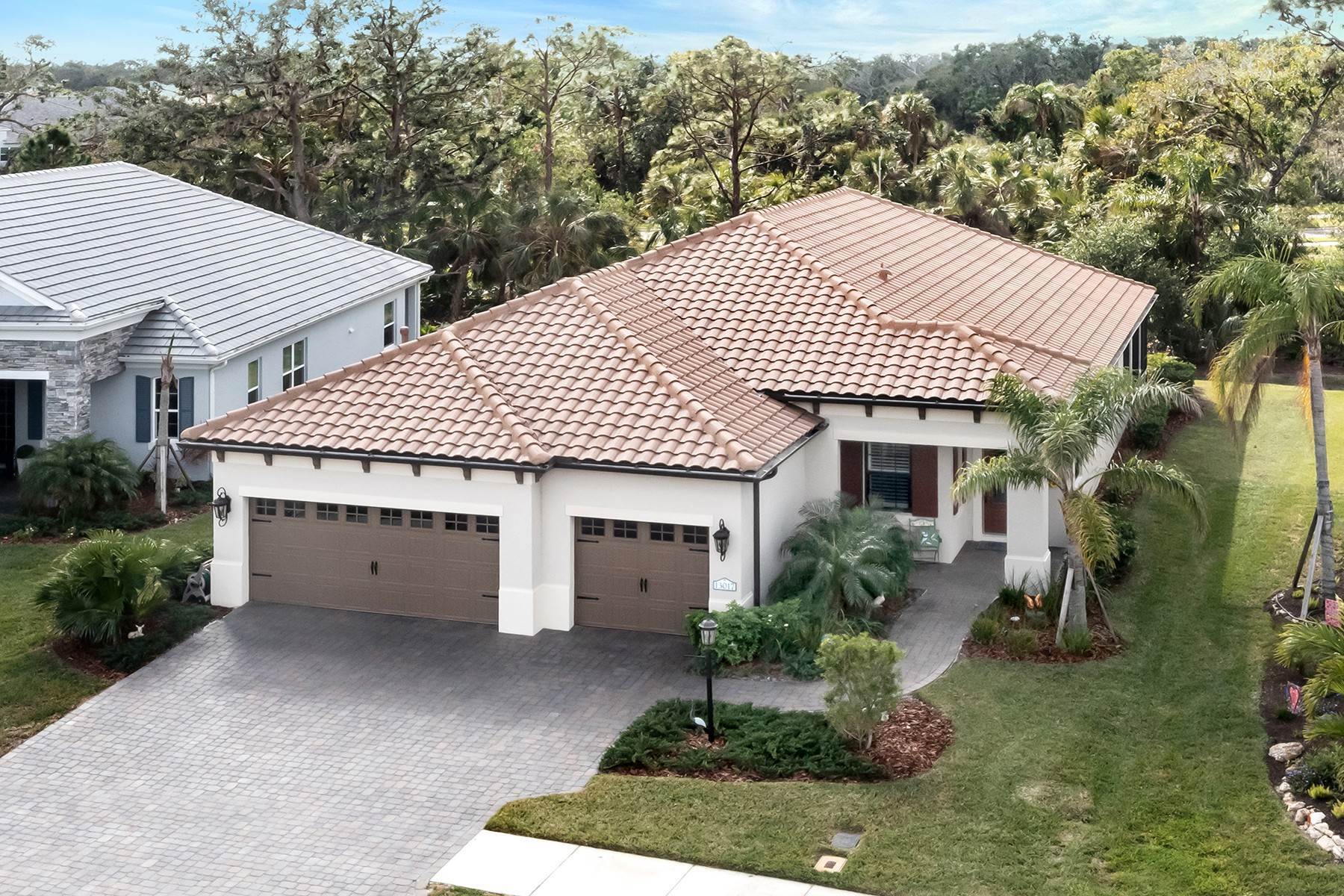 1. Single Family Homes for Sale at GRAND PALM 13017 Steinhatchee Loop Venice, Florida 34293 United States