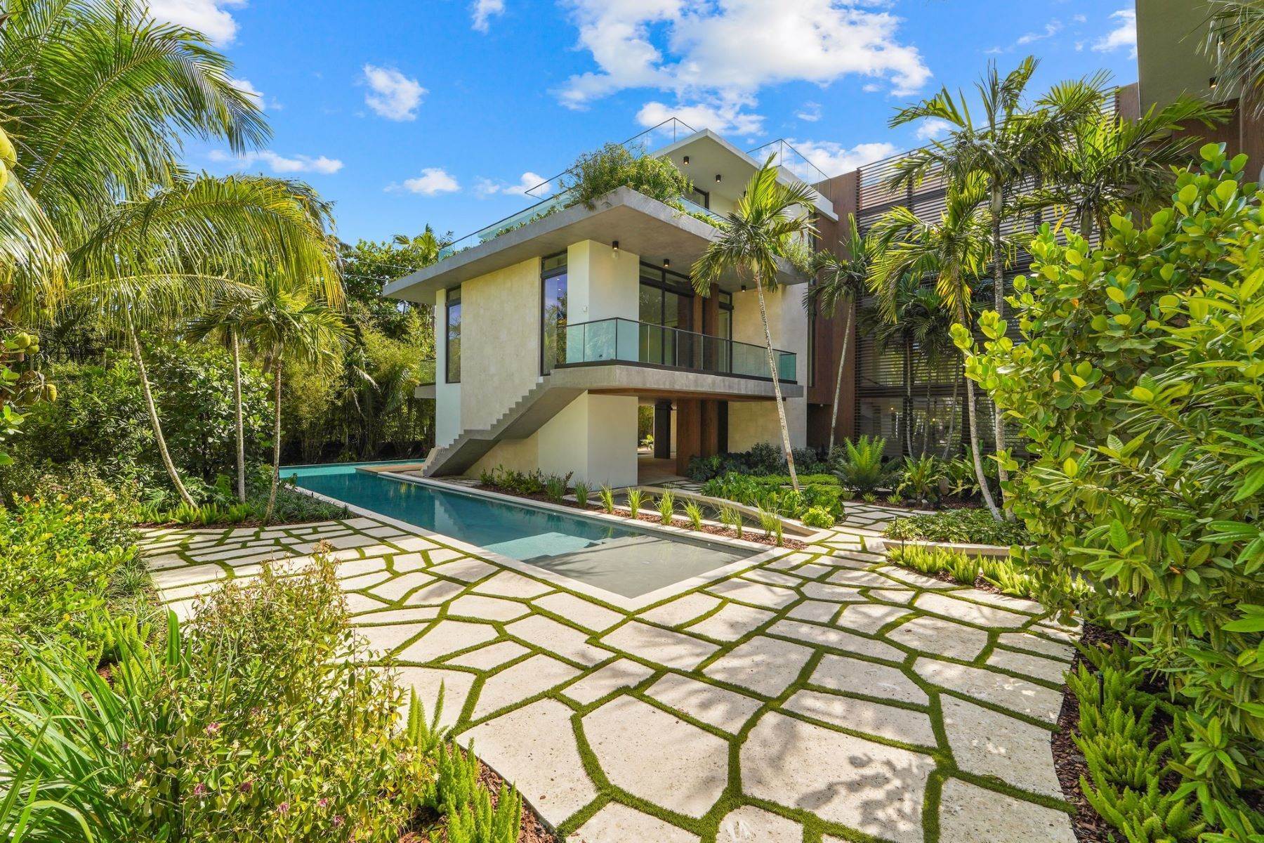 Single Family Homes for Sale at 3620 Stewart Ave, Miami, FL 3620 Stewart Ave Miami, Florida 33133 United States