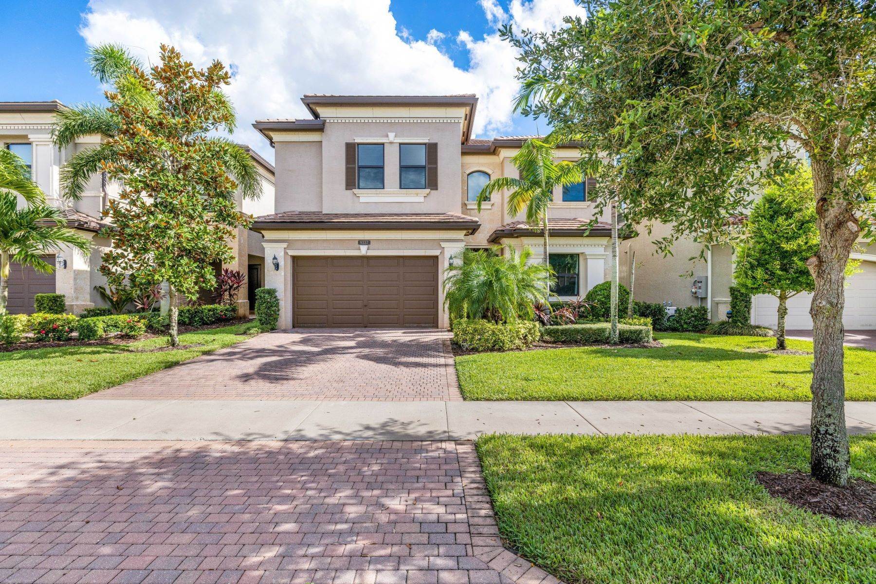 Single Family Homes for Sale at 9337 Eden Roc Ct, Delray Beach, FL 9337 Eden Roc Ct Delray Beach, Florida 33446 United States