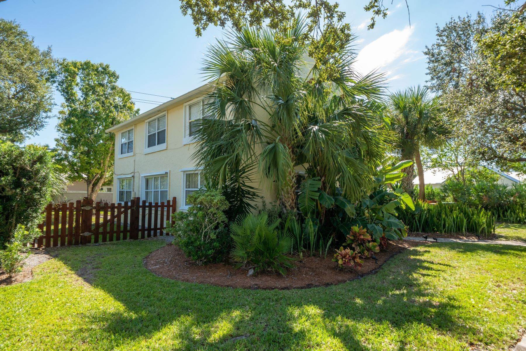 Multi-Family Homes for Sale at 435 3rd Avenue, Indialantic, FL 435 3rd Avenue Indialantic, Florida 32903 United States